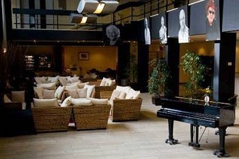 Hotel Wicc 4*